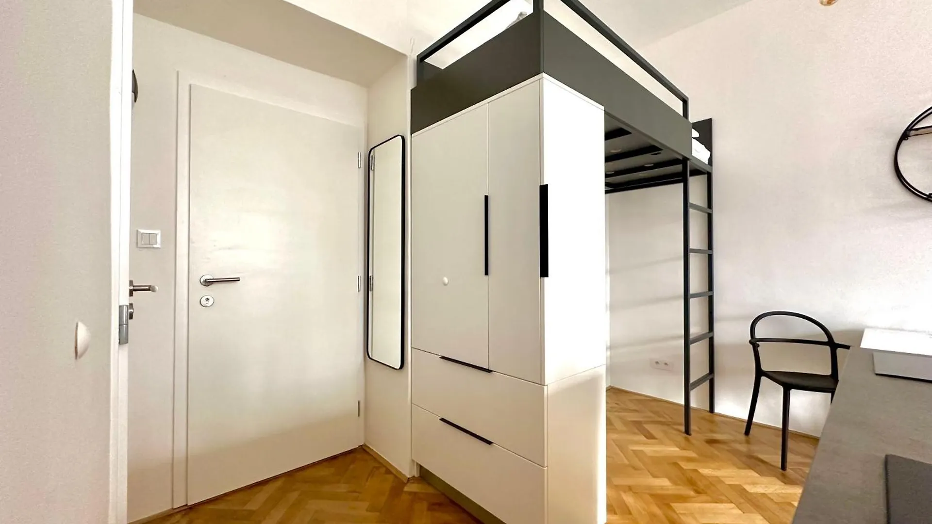 Apartment Botanique Rooms With Sauna By Homester Brünn